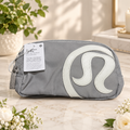 NWT Lululemon Everywhere Belt Bag Gray/White Large Stitched