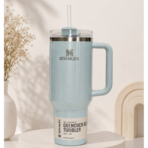 Brand New Stanley Quencher Tumbler 40oz BLUEBERRY MILK Target Exclusive Cup Mug