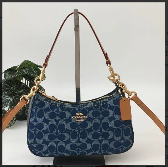 COACH CAF82 Teri Shoulder Bag Signature Denim Blue Vachetta Leather Outlet