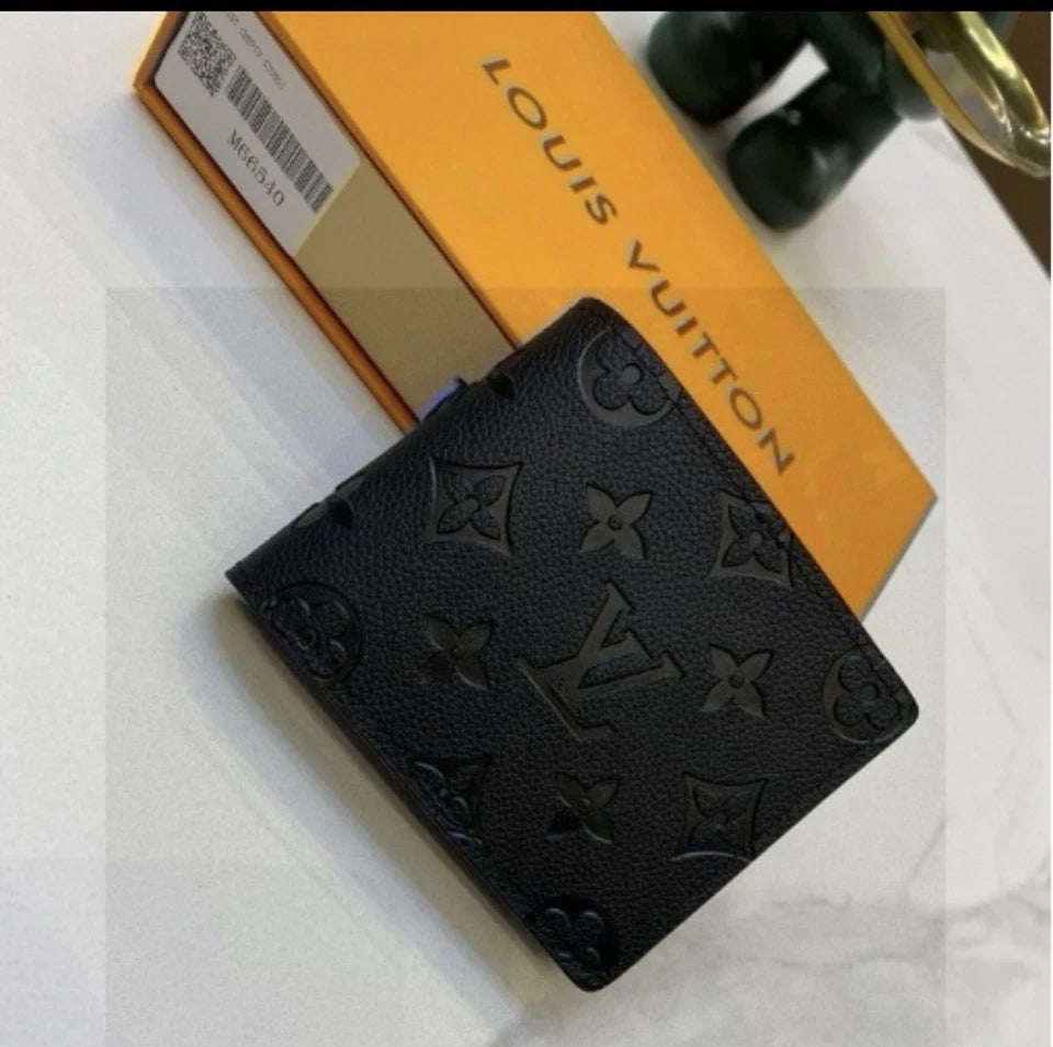 Louis Vuitton Leather Wallet Credit Card come with box