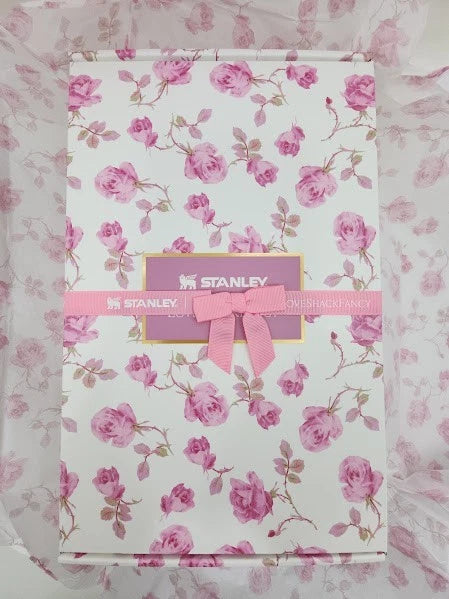 Stanley x LoveShackFancy Quencher Tumbler 40 oz Ribbon Rosa