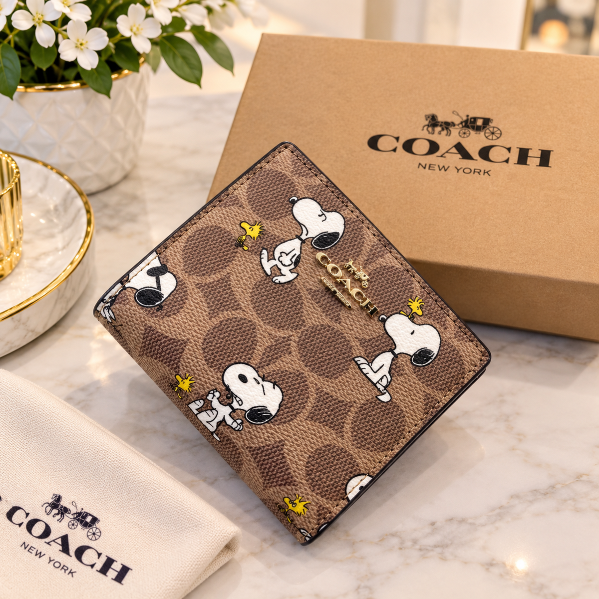 NWT Coach X Peanuts Snap Wallet In Signature Canvas With Snoopy Print CBN32