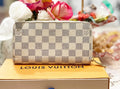 Louis Vuitton Damier Azur Zippy Wallet