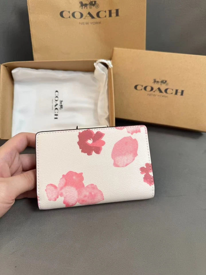 Coach Medium Corner Zip Wallet With Floral Print White/Pink