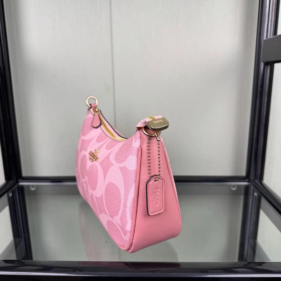 Coach Teri Shoulder Signature Canvas CAL51 Powder Pink outlet NEW
